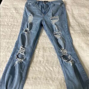 Hollister Ripped Distressed Jeans 3R
